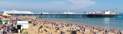 Brighton pier and beach in the summer